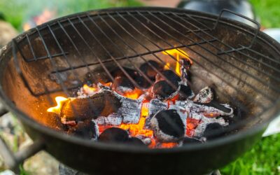 Jak správně čistit zahradní gril: Praktický průvodce pro dlouhodobou údržbu